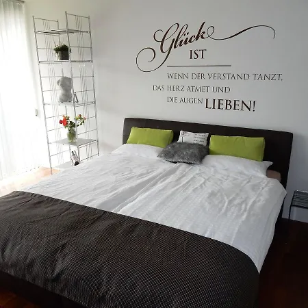 아파트 W-e-i-t-b-l-i-c-k-entspannen-wohlfuehlen-aktiv-erholen 엘자흐